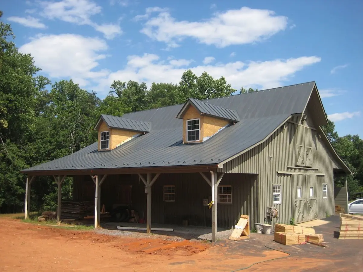 Expert Metal Roof Repair workmanship in Snowdenville